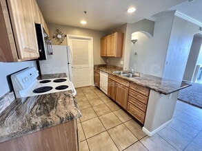 Building Photo - 1360 Shady Ln Building Photo - 1360 Shady Ln