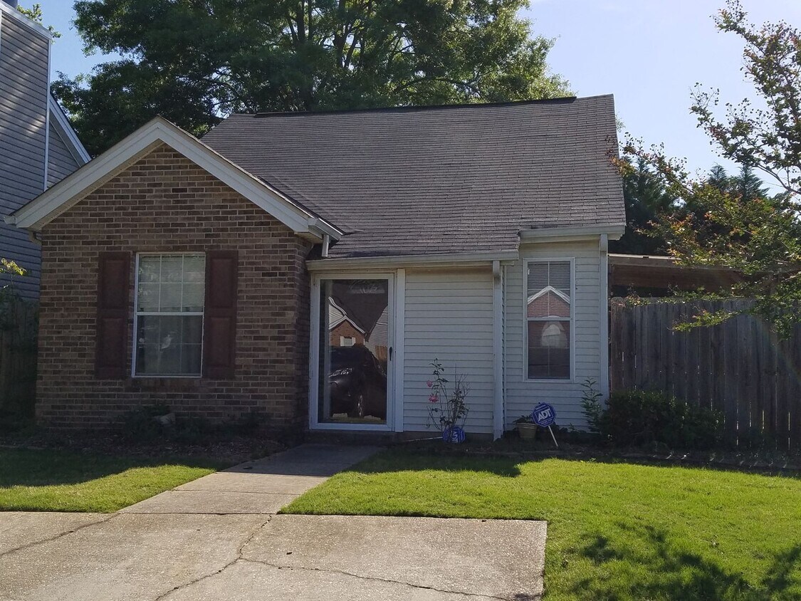 2813 Robinwood Ln, Northport, AL 35476 House Rental in Northport, AL