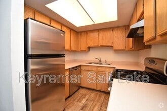 Building Photo - 531 S 900 East B-10