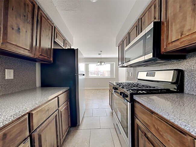 Foto del edificio - 21654 Park Tree Ln