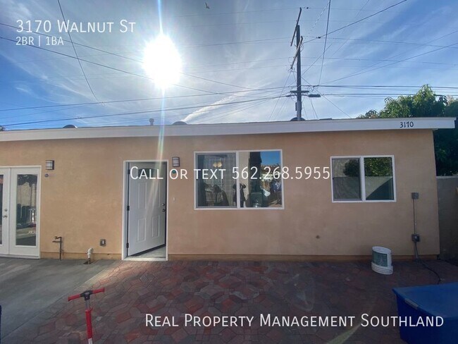 Building Photo - Remodelled 2 Bedroom 1 Bathroom ADU