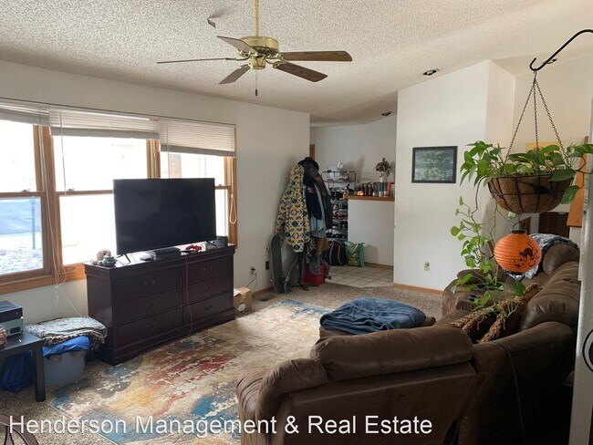 Building Photo - 4 br, 3 bath House - 2604 E Redbud Drive