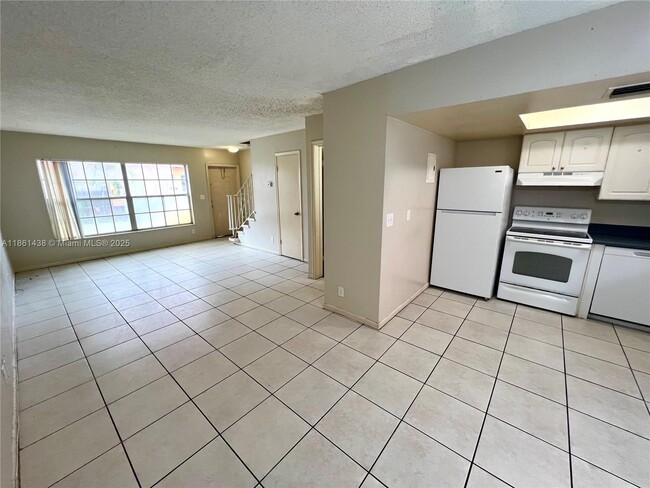 Foto del edificio - 2562 NW 52nd Ave