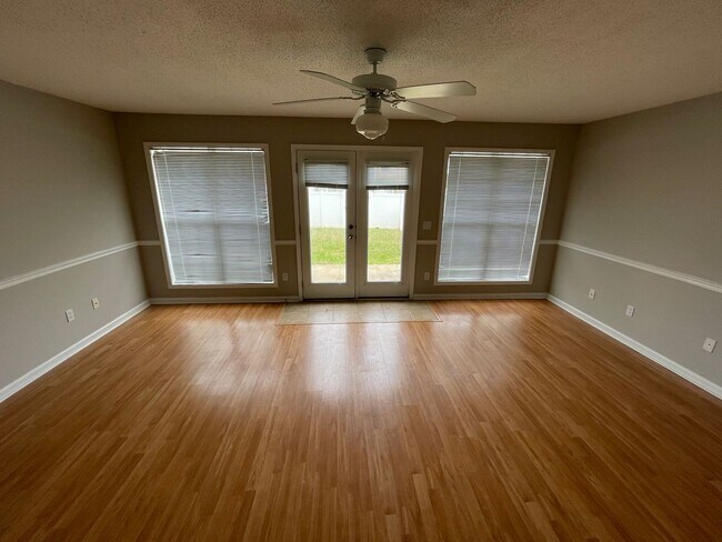 Building Photo - Wakefield Subdivision