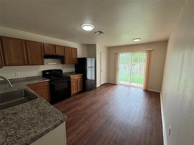 Building Photo - 2902 Caleb Dr