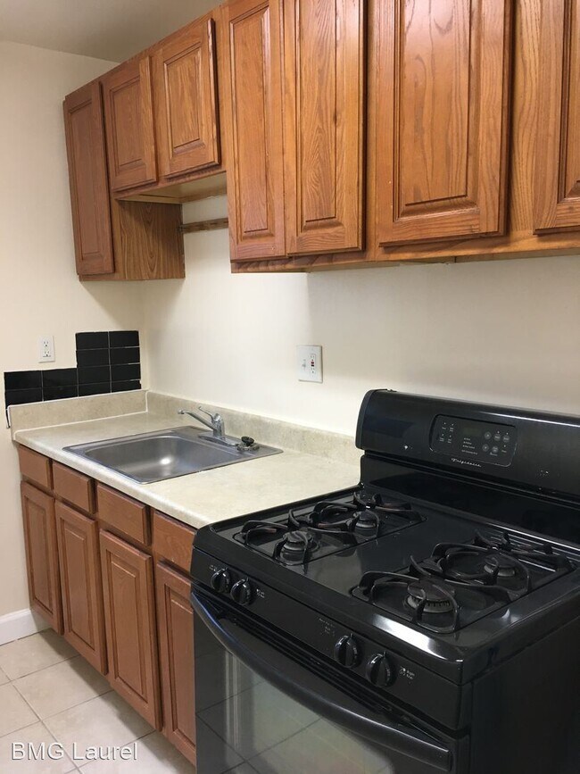 Foto del edificio - 2 br, 1 bath House - 918 5th St