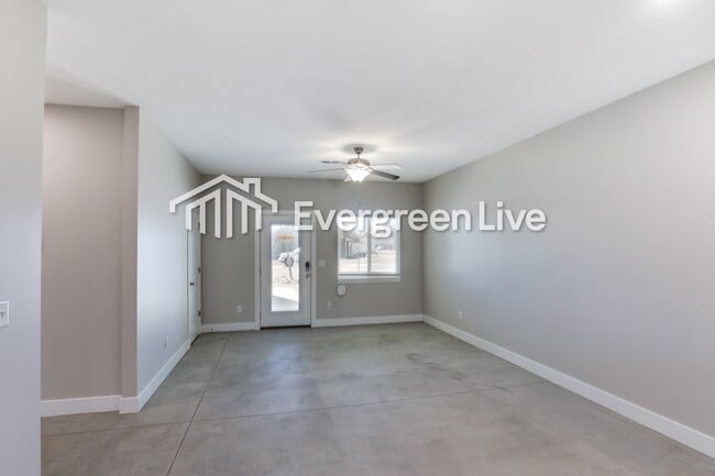 Foto del edificio - 208 Northern Ct