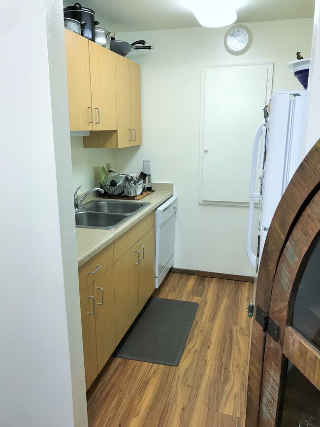 4833 Sheboygan Ave, Madison, WI 53705 Apartment for Rent in Madison