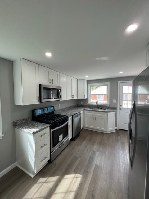 Building Photo - 409 Nike Dr