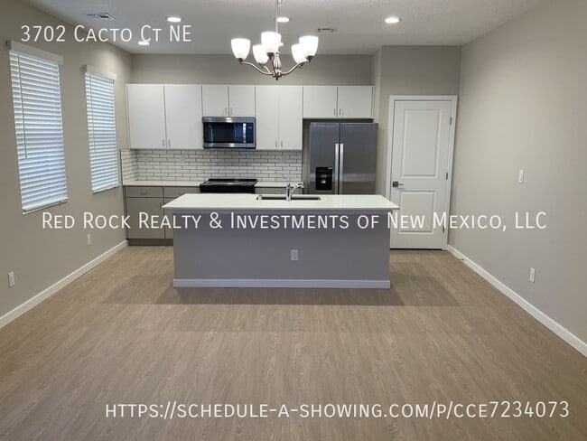 Building Photo - 3702 Cacto Ct