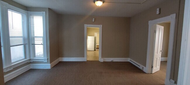 Foto del edificio - 955 Burr St N