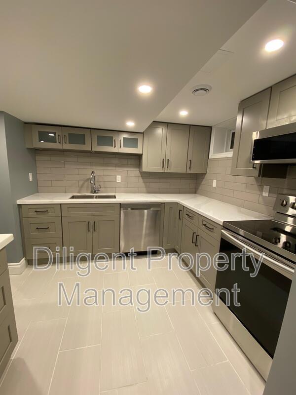 Photo principale - 369 Applegrove Ave
