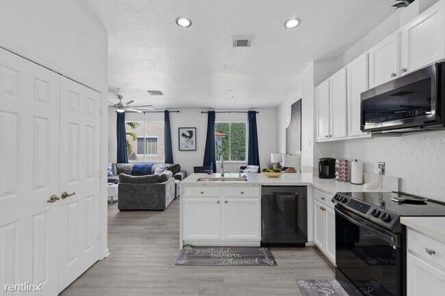 Foto del edificio - 3 br, 2.5 bath House - 3195 N Oasis Dr
