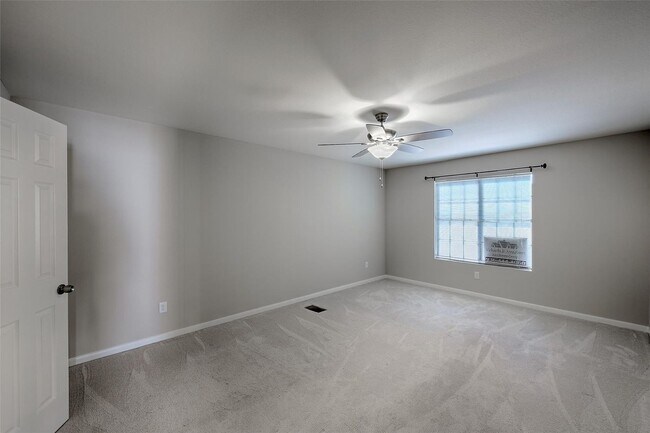 Foto del edificio - 7720 Theissetta Dr, Spring, Tx 77379