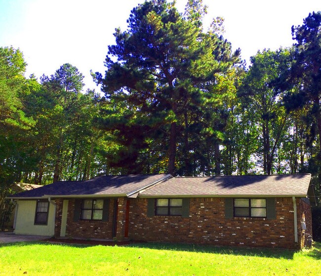 Building Photo - 8133 Cedar Mountain Rd