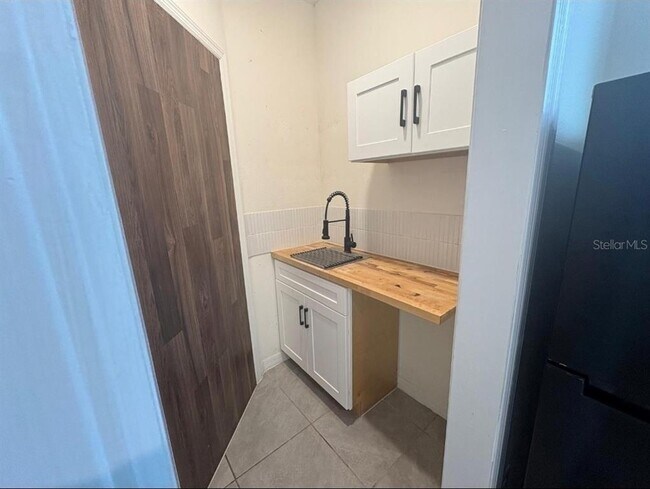 Foto del edificio - 1519 Barberry Dr