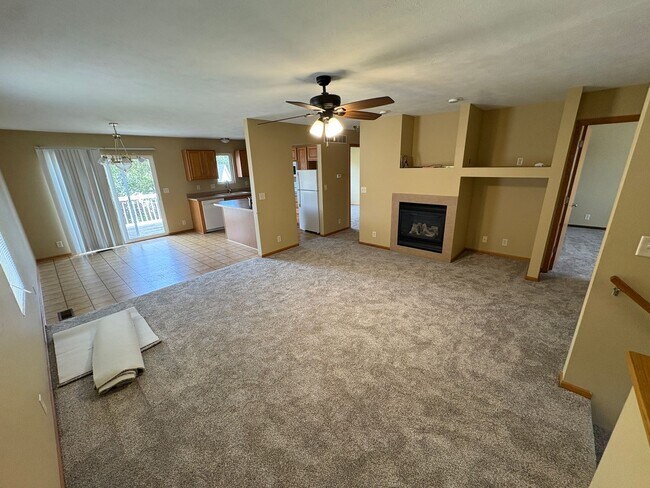 Foto del edificio - 6834 Whitewater Ln