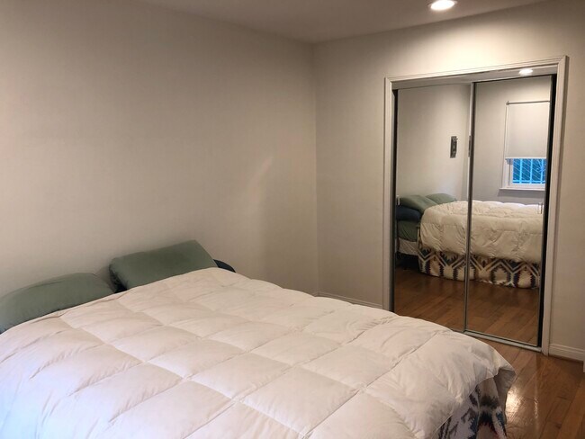 Bedroom - 534 Grand Blvd