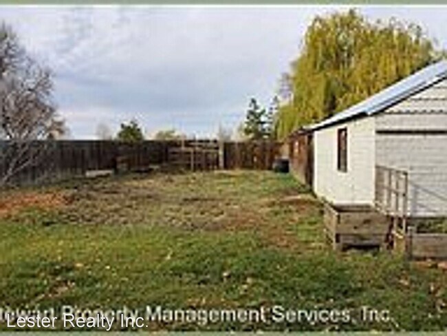 Building Photo - 2 br, 1 bath House - 4440 Peck Dr