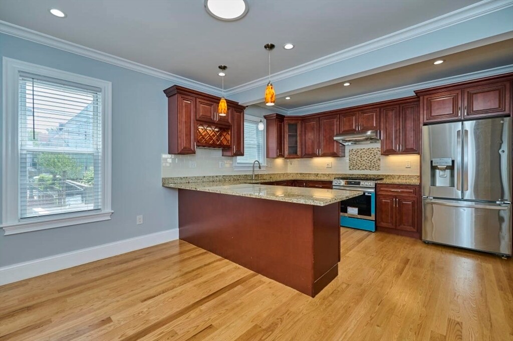 Primary Photo - 35 Lonsdale St