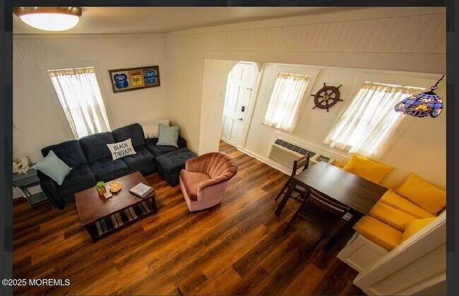 Foto del edificio - 46 Kearney Ave