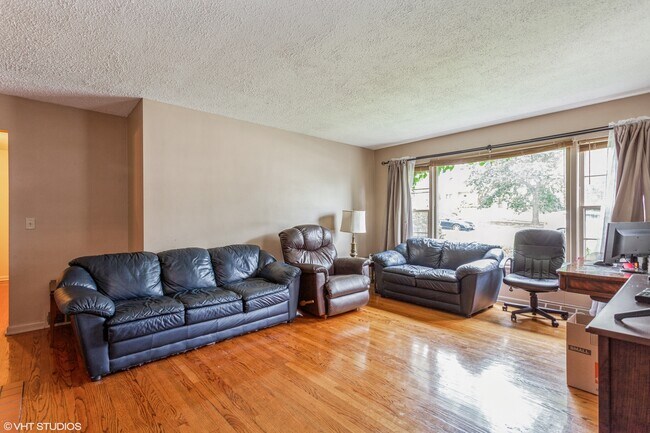 Foto del edificio - 441 N Monroe St