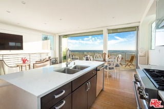 Building Photo - 6985 Trolleyway S