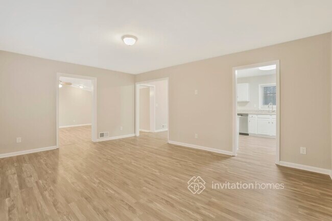 Building Photo - 2817 Redwine Rd