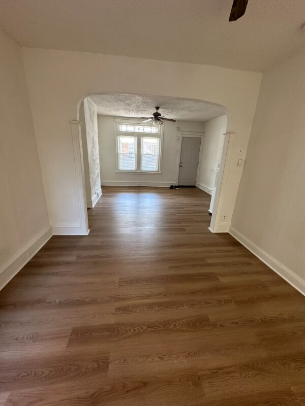 Foto del edificio - 5627 Addison St