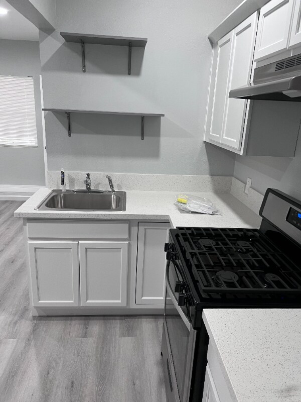 Building Photo - 4317 Riverbend Ln