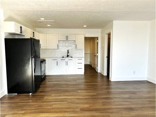 Foto del edificio - 214 Main St