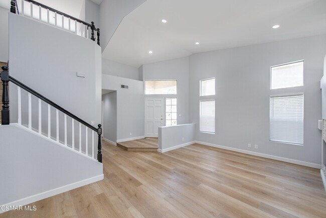 Building Photo - 4774 Rhapsody Dr