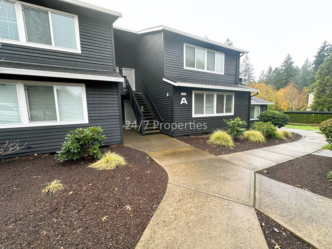 Foto principal - Beautiful 2 BD | 2 BA Condo w/ Amenities- ...
