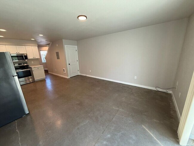 Foto del edificio - 2901 Waverly Dr SE