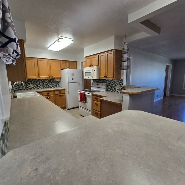 Foto del edificio - 712 SW 4th St