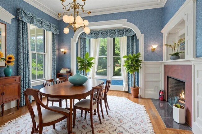 Foto del edificio - 613 Pleasant St