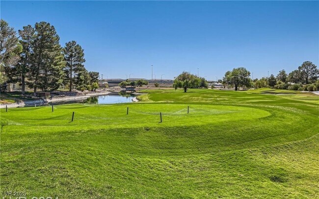 Foto del edificio - 7250 Diamond Canyon Ln