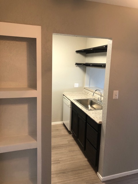 Downstairs Unit - Kitchen - Aspen Place