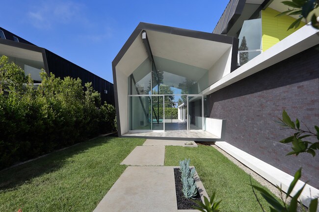 Foto del edificio - 3660 Inglewood Blvd