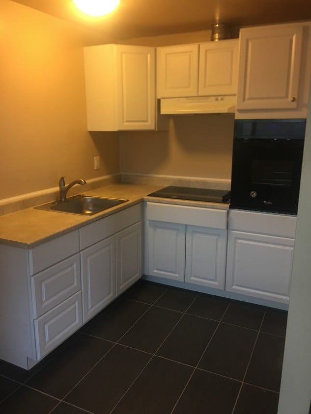 Primary Photo - 1323 Leafwood Dr