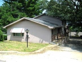 Building Photo - 308 N Sunshine