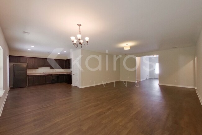 Foto del edificio - 471 White Oak Cir