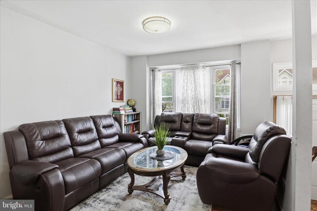 Foto del edificio - 459 Virginia Ave