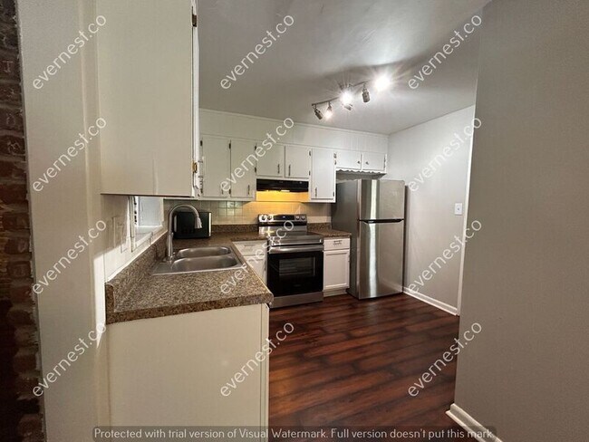 Building Photo - 3889 Branch Dr SW