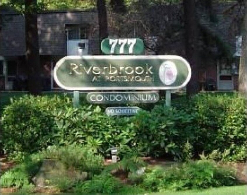 Riverbrook Condominium at 777 Middle Road Portsmouth NH - 777 Middle Rd