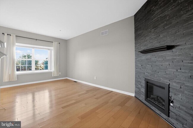 Foto del edificio - 3669 Jacob Stout Rd