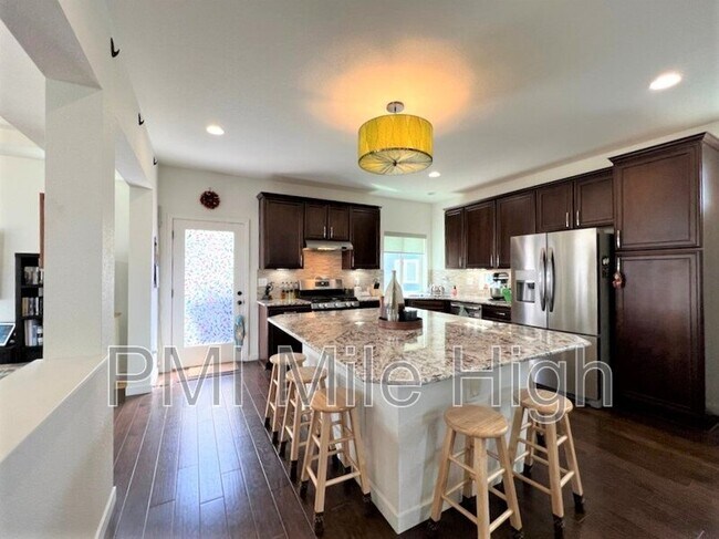 Foto del edificio - 5480 Danube St