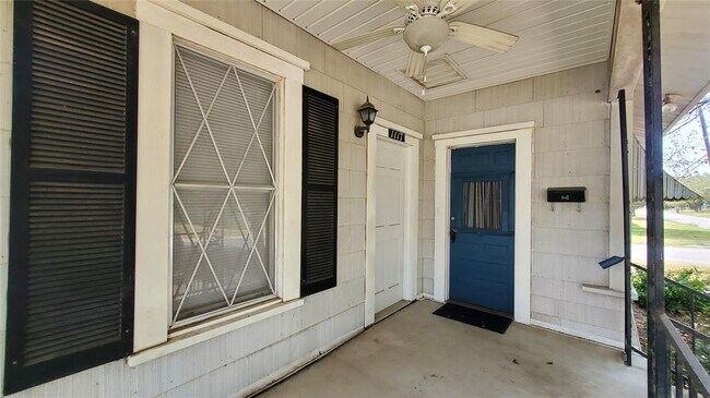 Foto del edificio - 1117 W 4th St