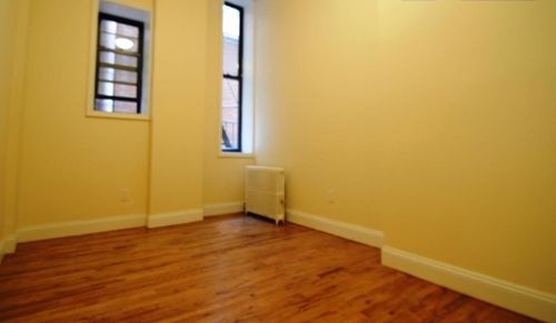 Building Photo - 134 E 13th St