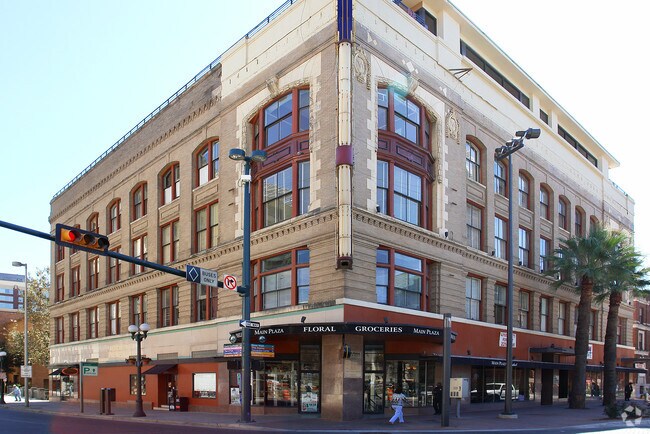 Foto del edificio - Main Plaza Market